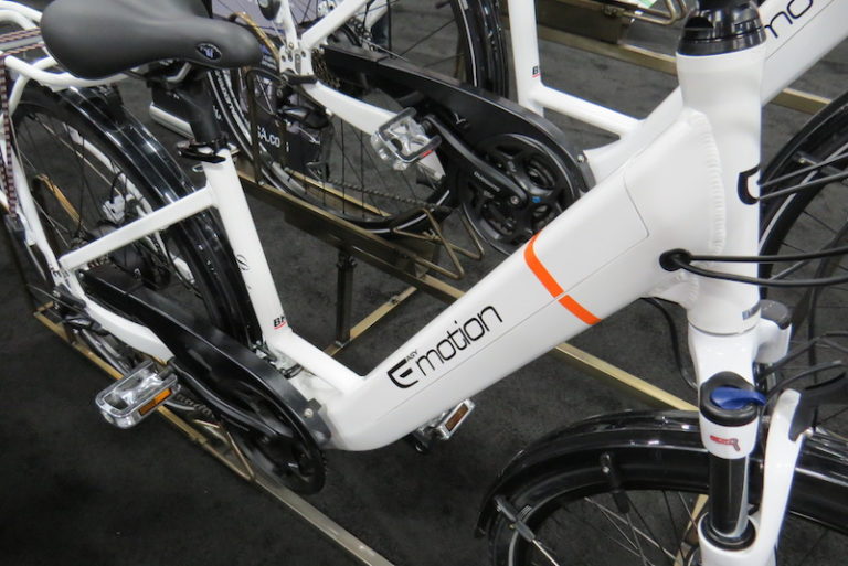 2015 Easy Motion Electric Bikes [VIDEOS & PICS]