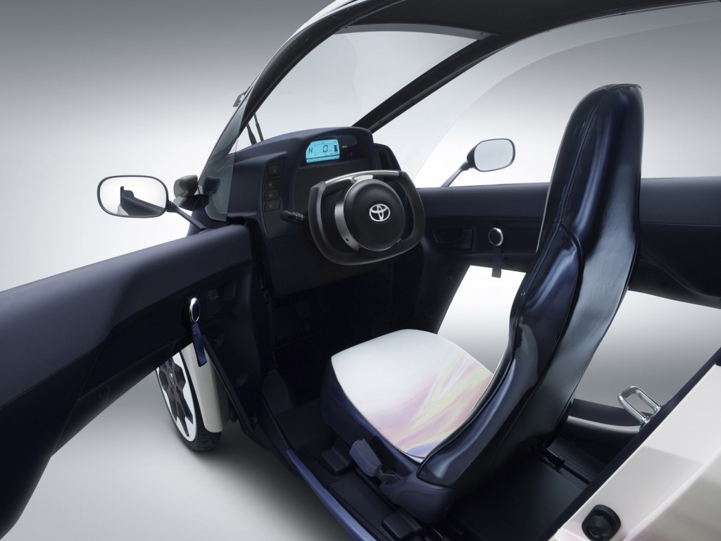 toyota i road interior.jpg