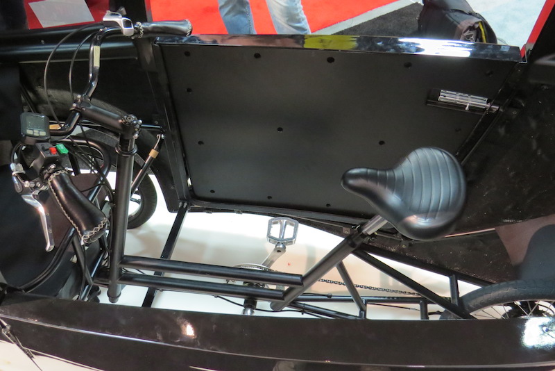 virtue pedalist electric trike interior