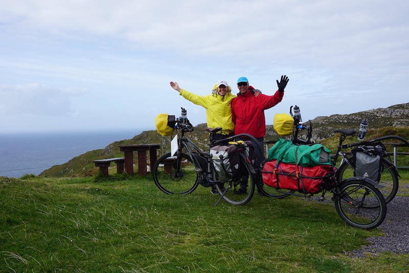 e bike cycle tourists 1