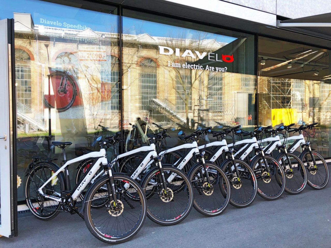 eBike News Uber to Buy Jump, Titanium eBikes, Epic eBike Tour, eBike