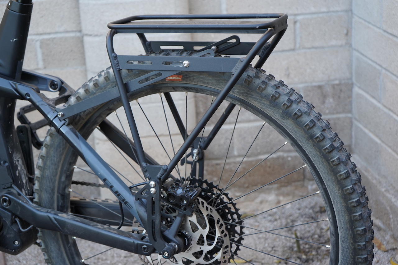 Carrying Cargo Old Man Mountain Sherpa Rack & Chrome Barrage Pannier