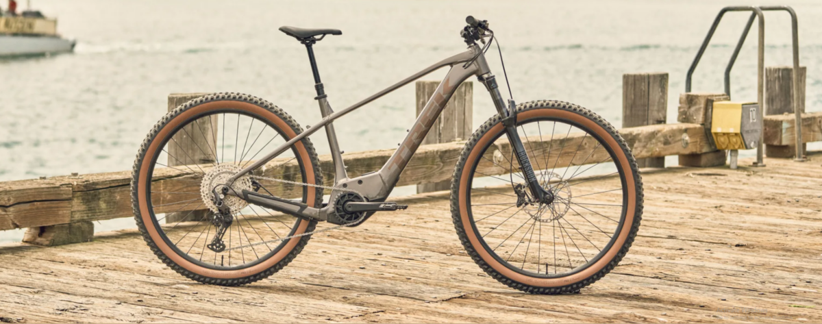 Hybrid e bikes discount 2021