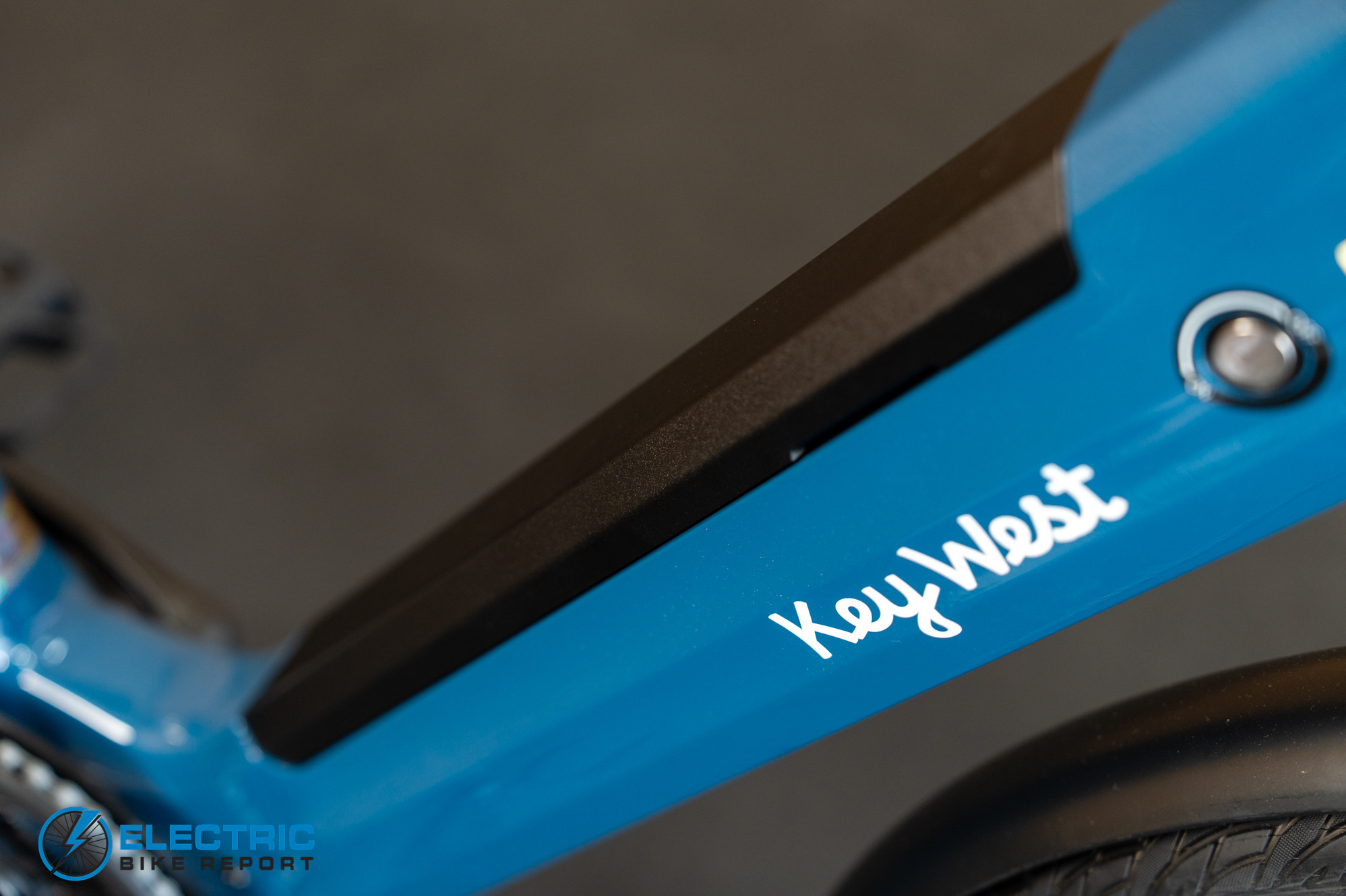 AIMA Key West 2.0 electric bike battery close up detail shot