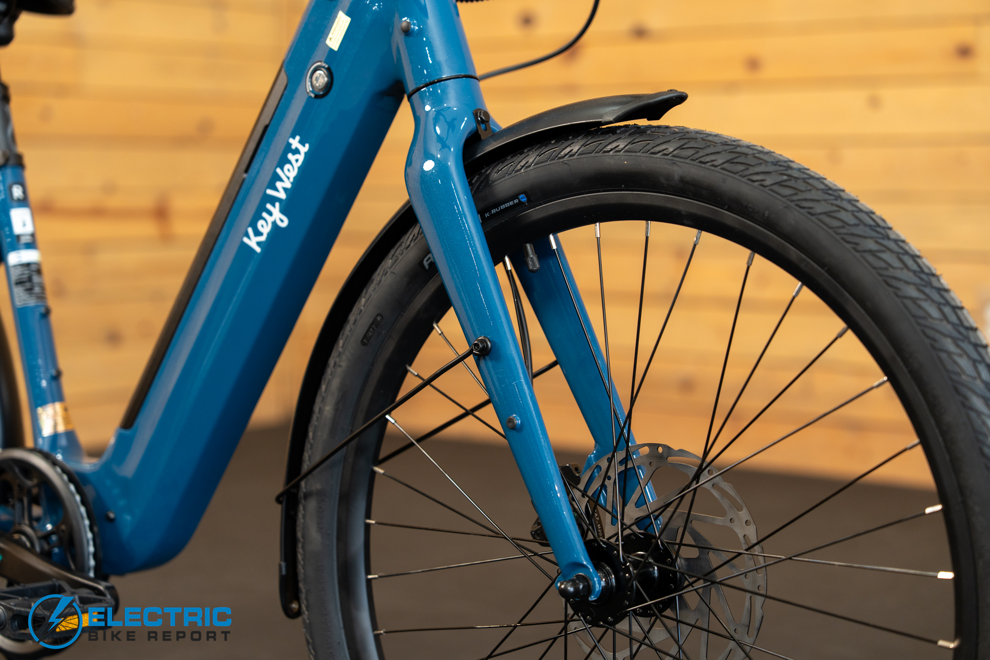 AIMA Key West 2.0 front fork suspension detail close-up