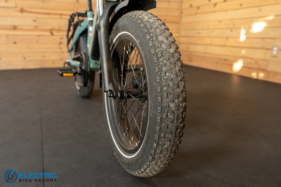 Aima Big Sur Sport Tire Tread