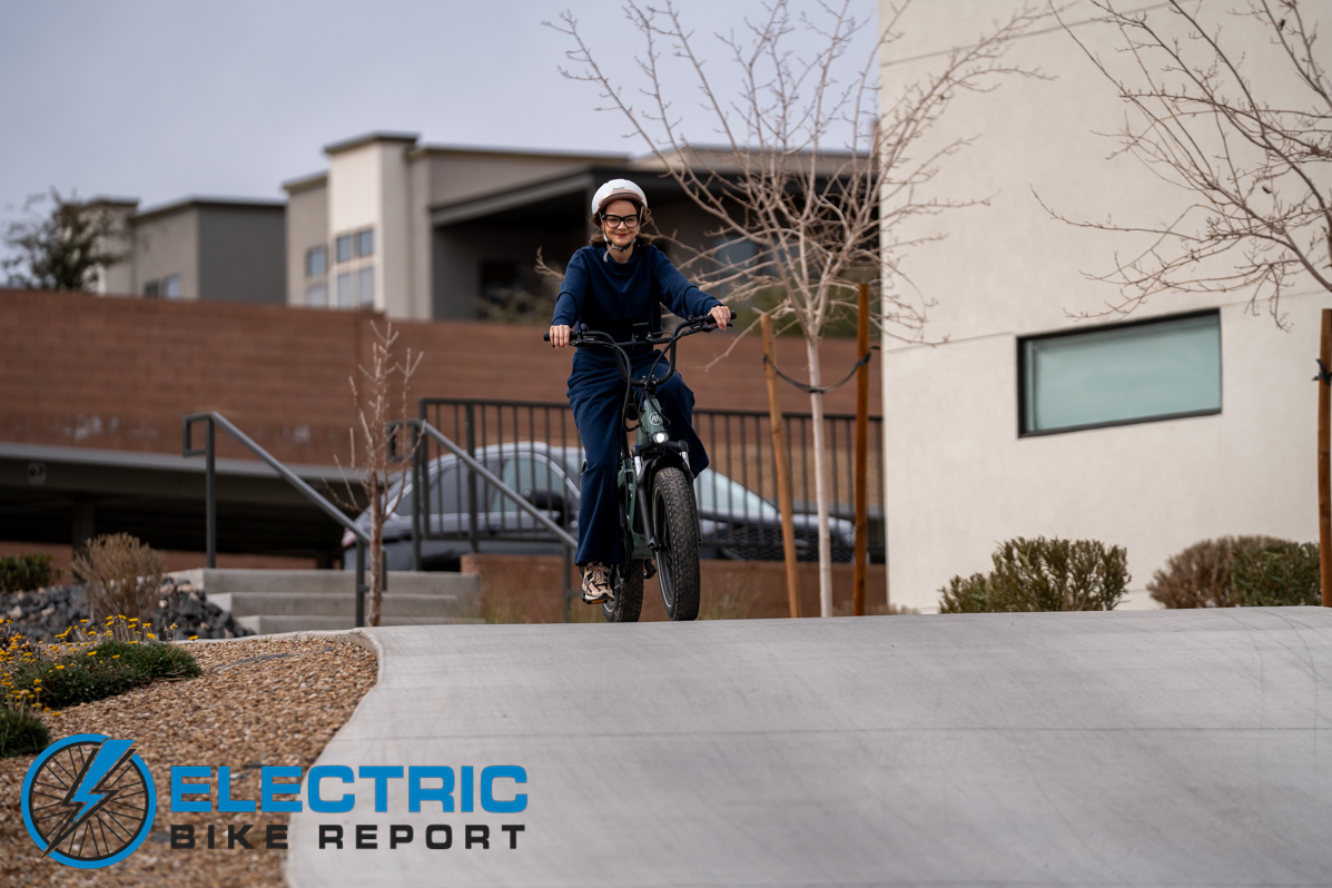 Aima Big Sur Sport action-2