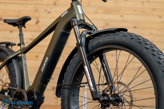 Aventon Aventure 3 Mid-Drive fork