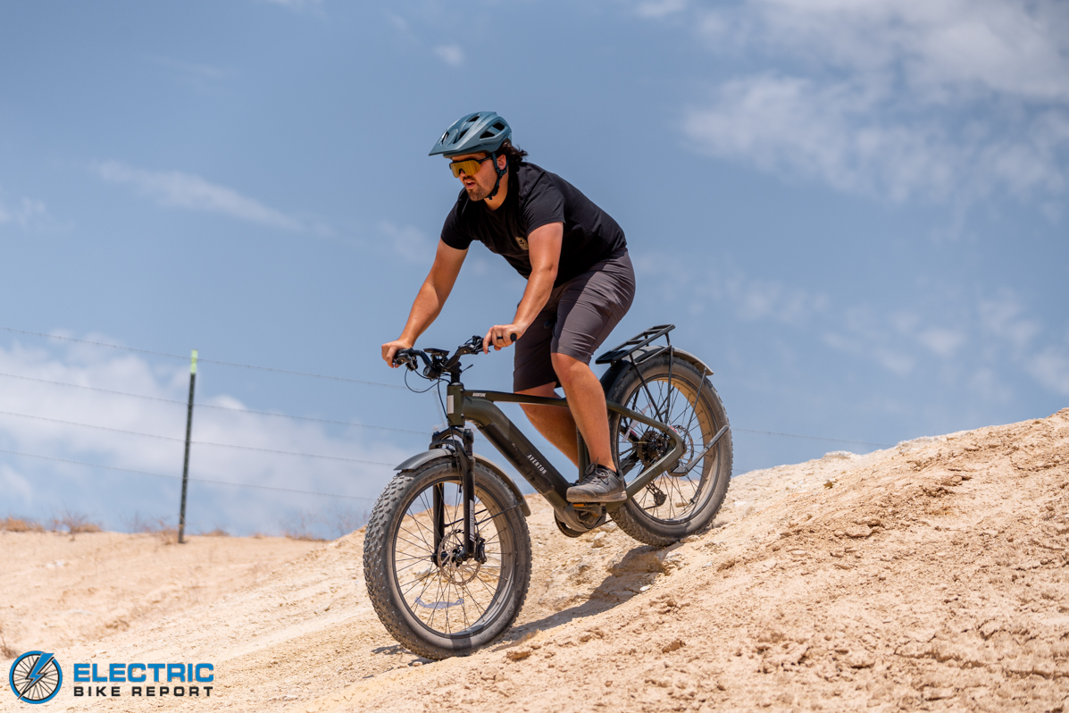 Aventon Aventure M action-1