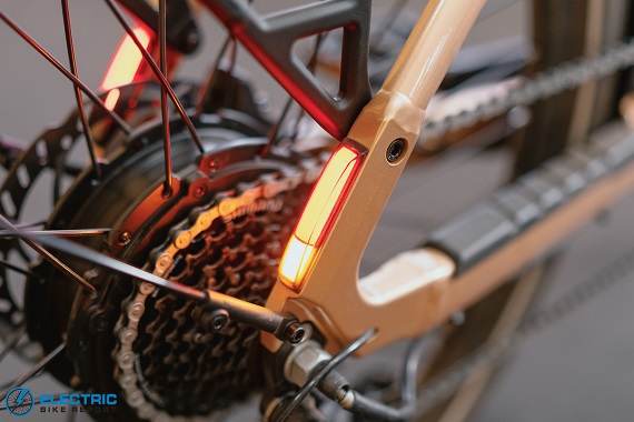 Aventon Level 3 blinker