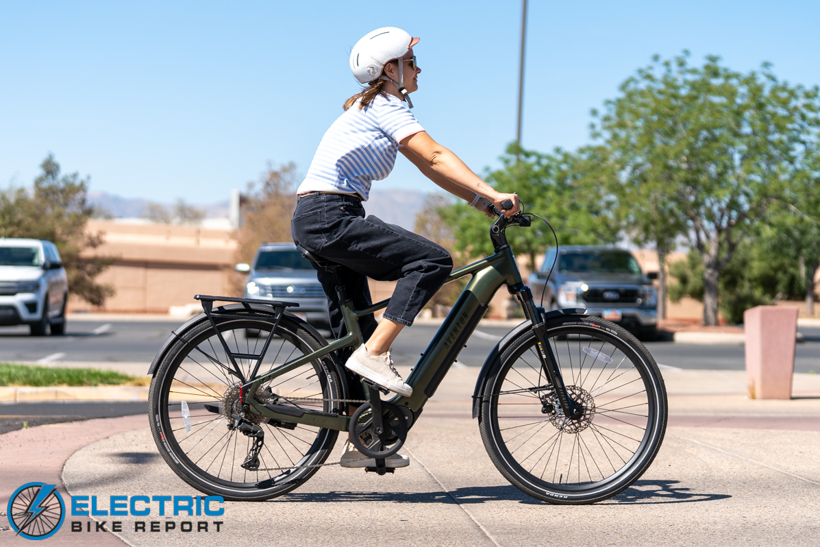 Aventon Level 4 ADV action-2