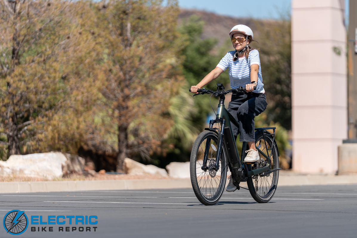 Aventon Level 4 ADV action-1