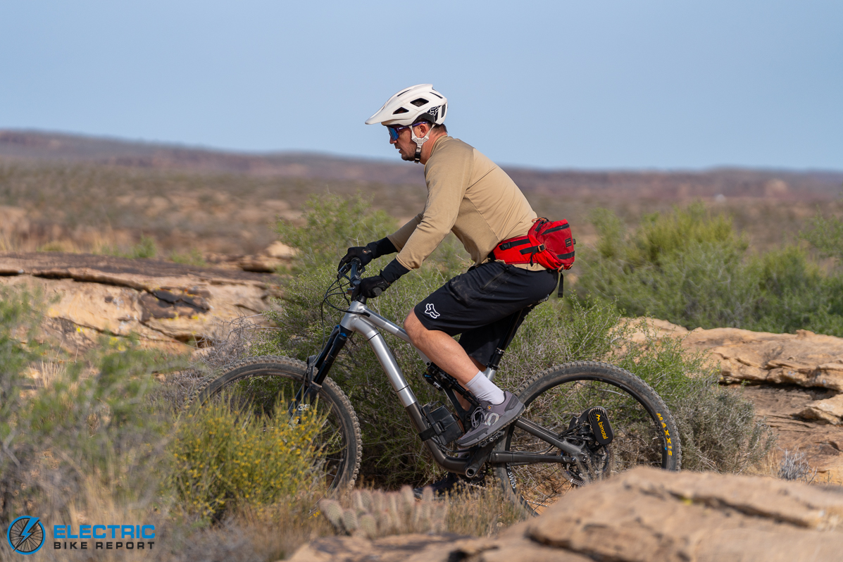 BiMotal Elevate action dirt-2