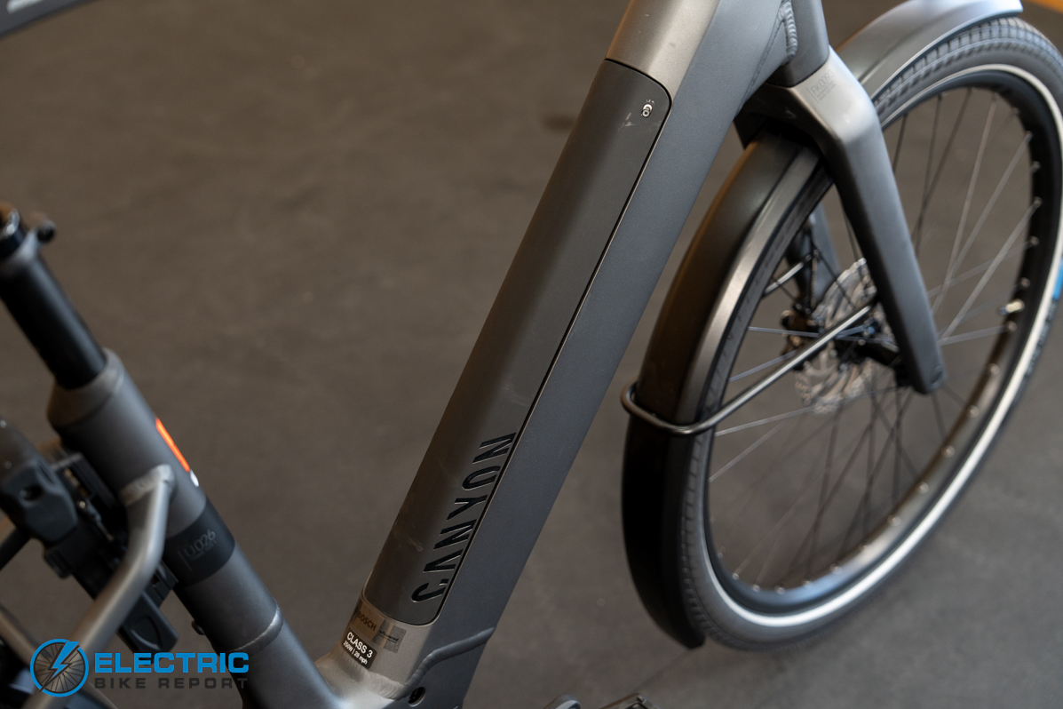 Canyon Precede:ON Comfort 7 battery system close-up view
