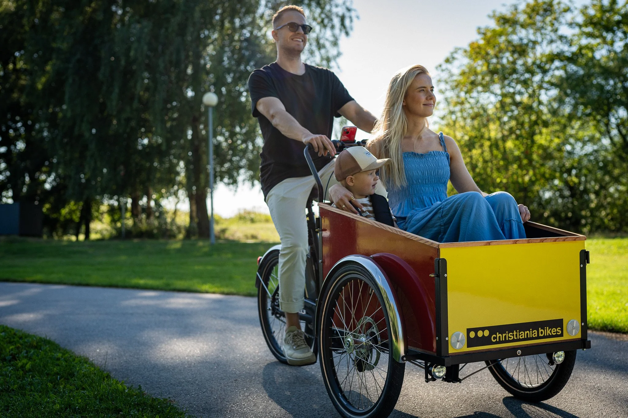 Christiania cargo bike with Comodule connectivity technology for smart electric bike tracking