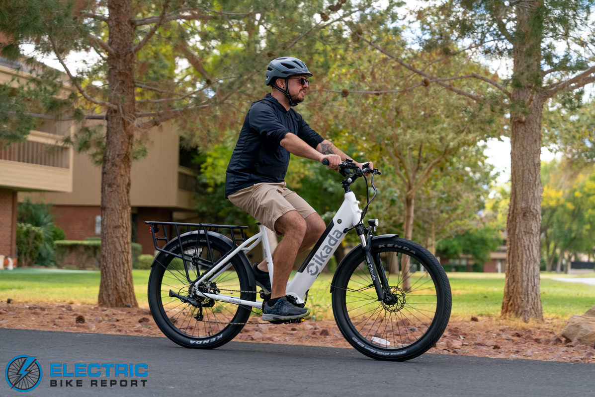 Cikada Touring Bike action-1