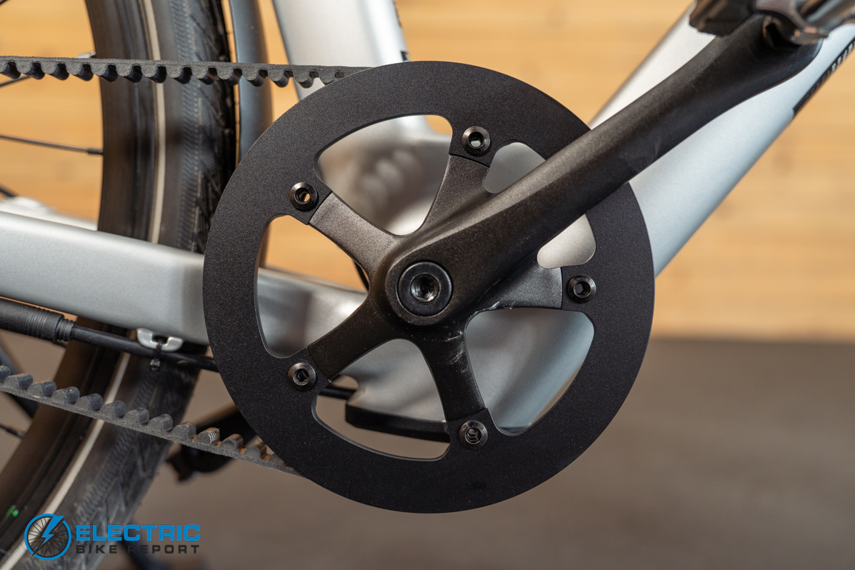 Cikada Urban Cruise electric bike chainring close-up detail shot