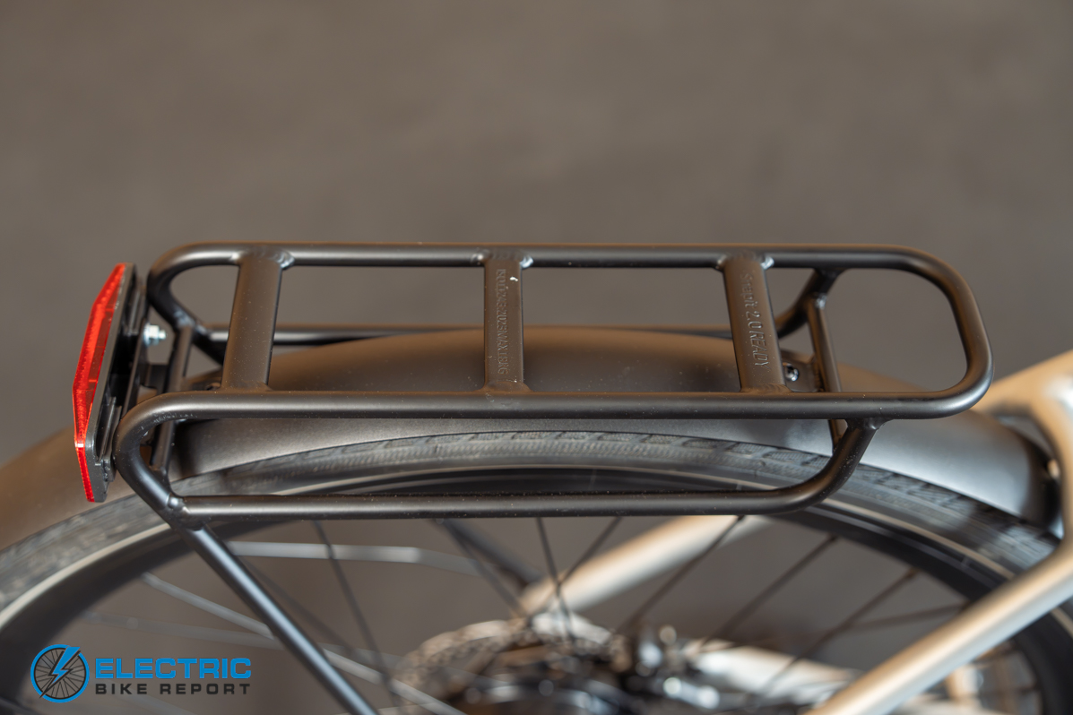 Cikada Urban Cruise rear rack detail view on electric bike