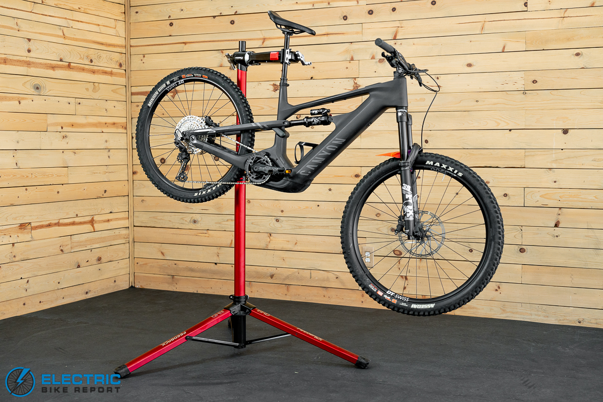 Feedback Sports Pro Mechanic HD Repair Stand with Canyon Strive ON