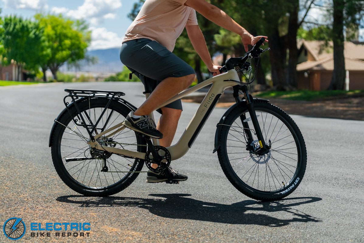 Fiido Nomad action-3