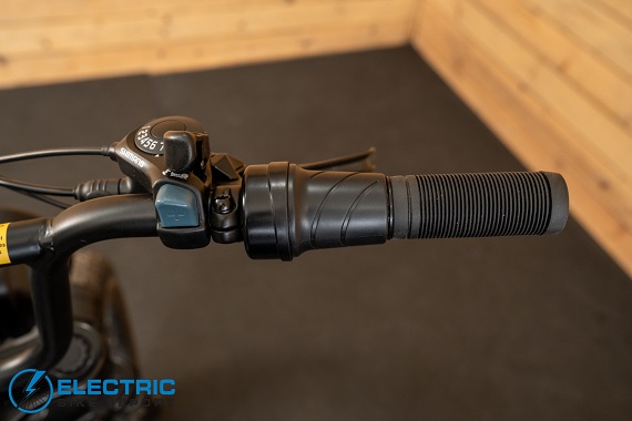 GoTrax Ranger Right Handlebar