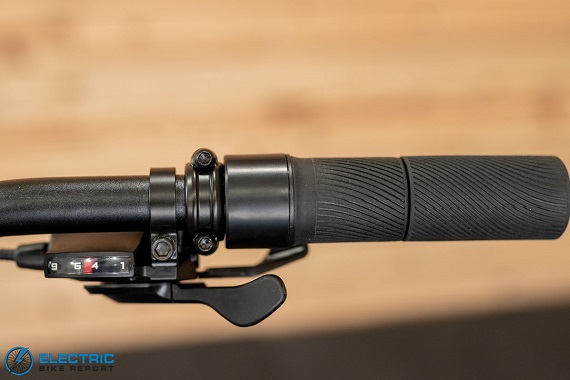 Haoqi Mustang throttle