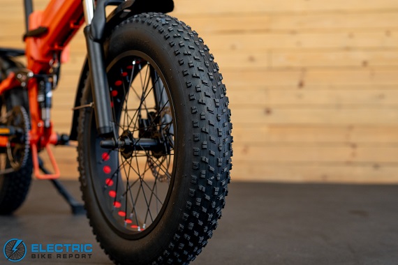 HeyBike Mars 3.0 tire tread
