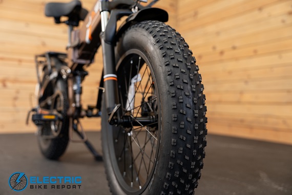 Jaison Hunter Pro Tiretread