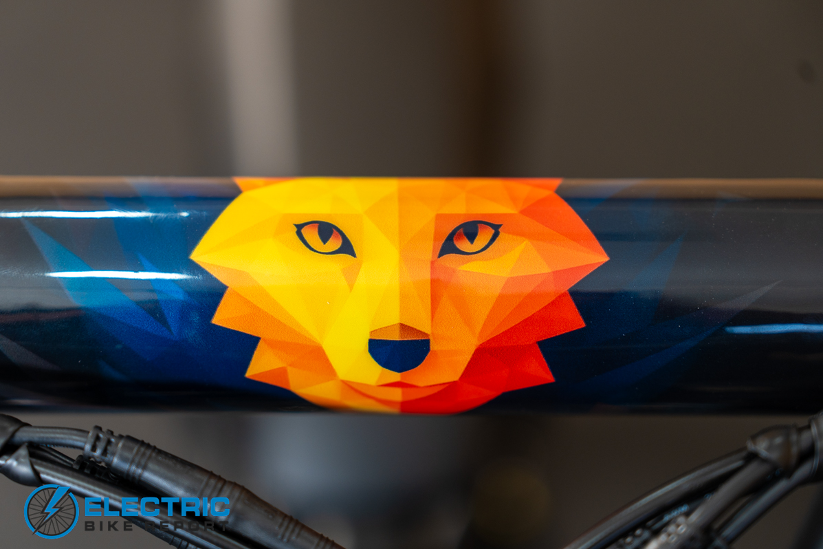 Macfox X7 electric bike Fox brand logo detail