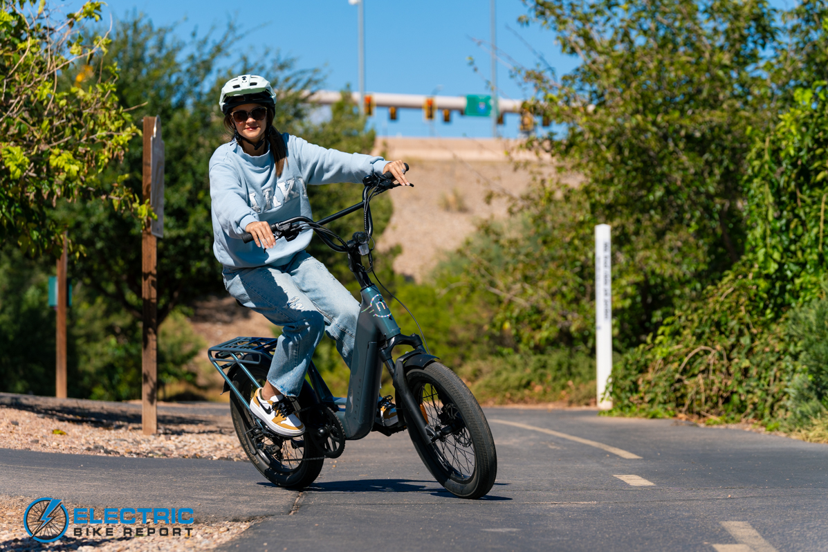 Magnum Pathfinder 2.0 electric bike detail shot highlighting key components and design features