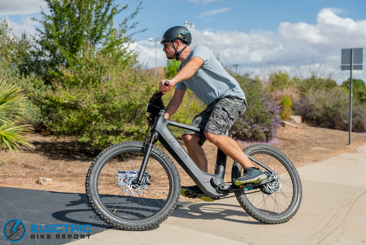 N+ Mercedes Rallye action-1