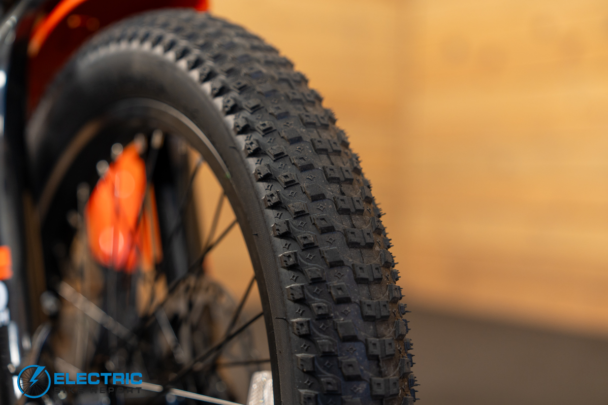 Mooncool TK2 electric bike tire tread pattern close up