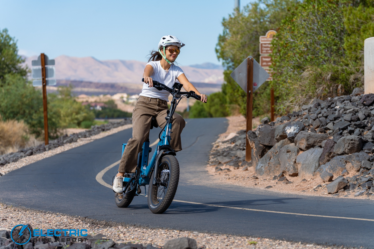 Pedego Latch 2 folding electric bike detail view image 18