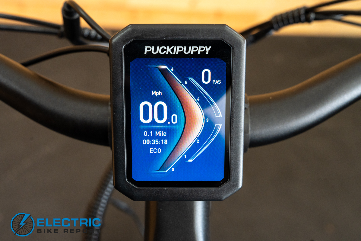 Puckipuppy Poodle electric bike display screen closeup