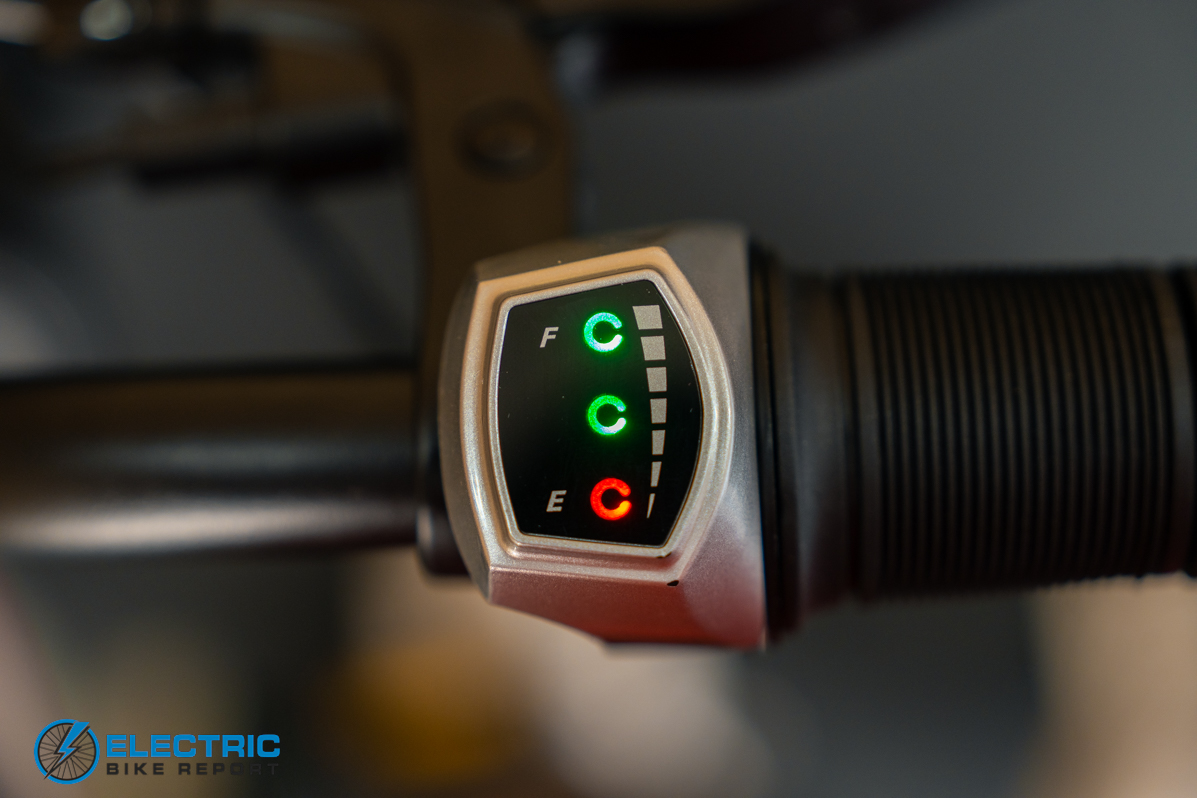 Retrospec Valen Rev 14 electric bike display screen showing battery and assist level readout