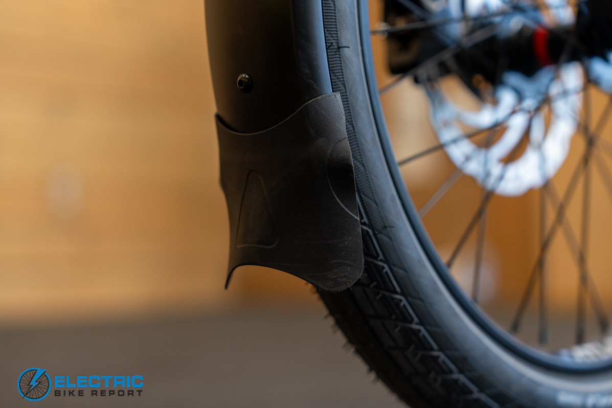 Tern HSD P10e front fender detail close up view