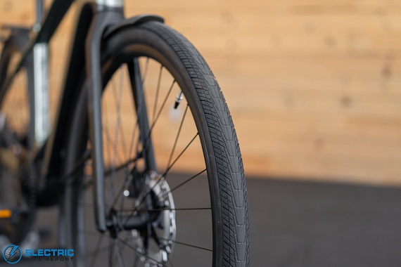 Trek FX+7 tire tread