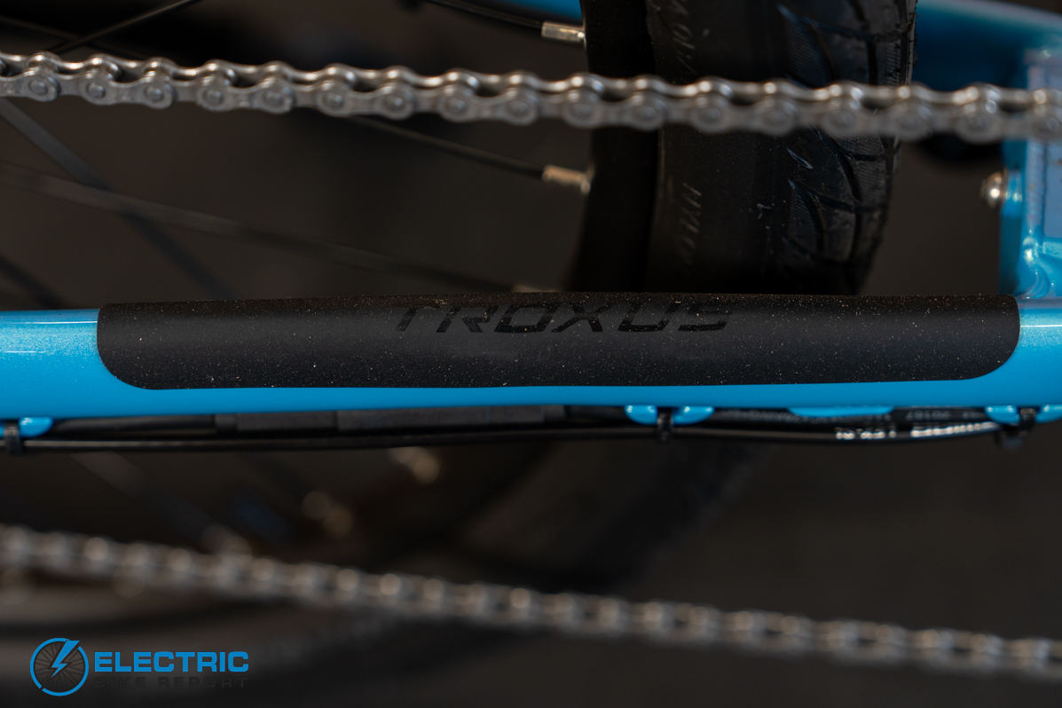 Troxus Trax Whim IQ chain guard close-up detail shot