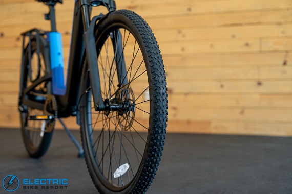 Urtopia Carbon Fusion Pro tire tread