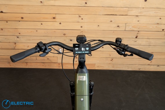 Velotric Discover M cockpit