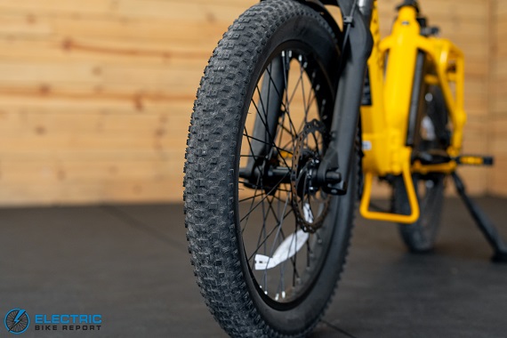 Velotric Fold 1 Plus tire tread