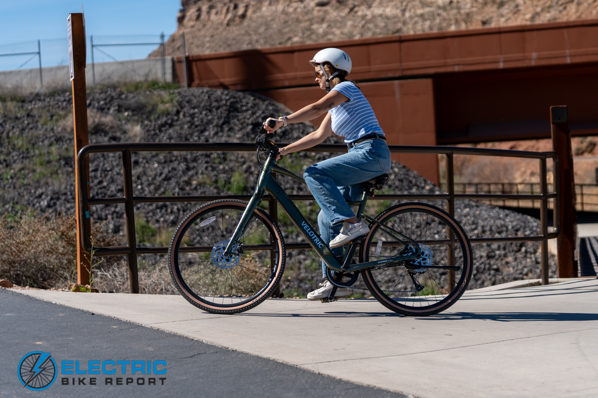 Velotric Tempo action-3