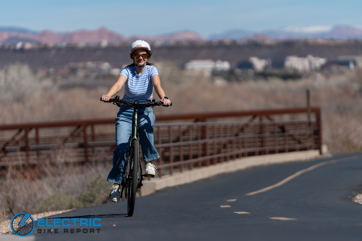 Velotric Tempo action-2